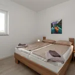 Apartment Lavanda Novigrad